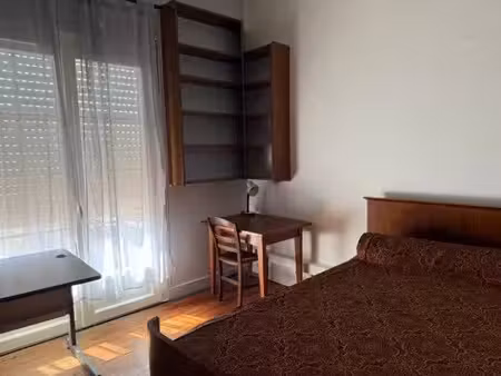 location appartement 1 pièce 15 m² à bordeaux (33000)