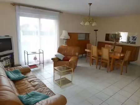 location appartement 4 pièces 89 m² à montlouis-sur-loire (37270)