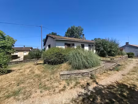 vente maison 4 pièces 97 m² à nantheuil (24800)  141 000 €