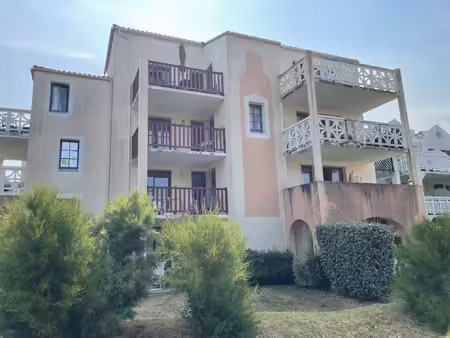 bel appartement t3 avec grande terrasse