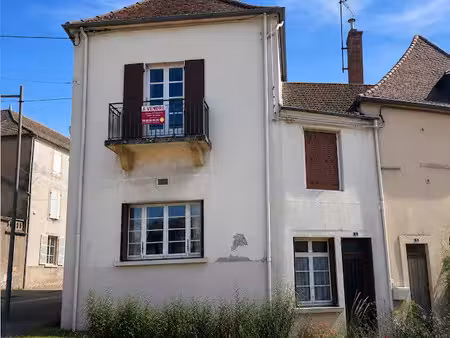 vente maison 7 pièces 227 m² à la clayette (71800)  159 500 €
