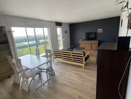 location appartement 5 pièces 100 m² à nantes (44000)