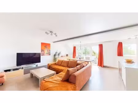 appartement à vendre à place du numéro un 14 la louvière (vbe54609)