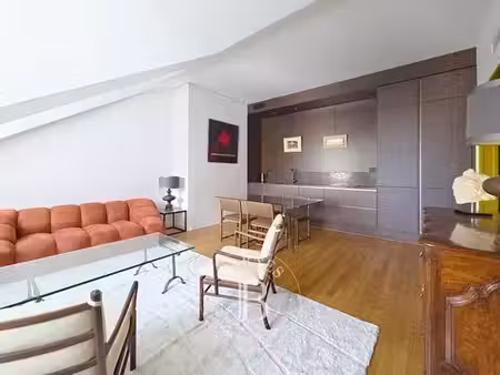 appartement de luxe de 2 chambres à tour eiffel  invalides – ecole militaire  saint-thomas