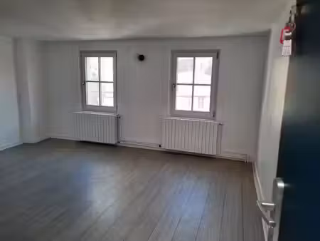 location appartement 1 pièce 39 m² à metz (57000)