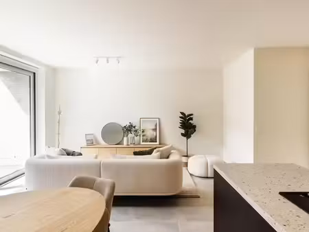espace  confort et belle terrasse