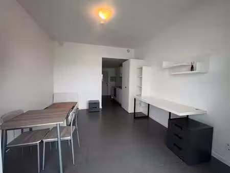 appartement à louer à antwerpen € 650 (lqwkl) - quares antwerpen | zimmo