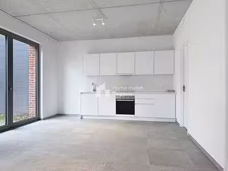 den dam - studio 8