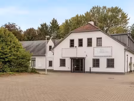 bien professionnel à louer à tielrode € 3.500 (lqwke) - bauwens groep | zimmo
