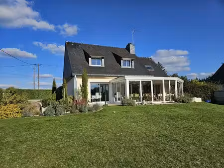 maison familiale avec véranda