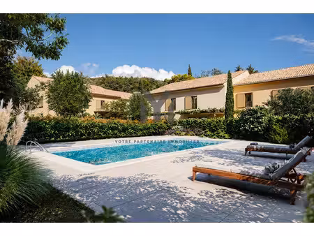 vente maison 4 pièces 105 m² à aix-en-provence (13090)  696 000 €