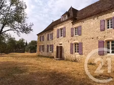 vente propriété 12 pièces 313 m² à montvalent (46600)  715 000 €