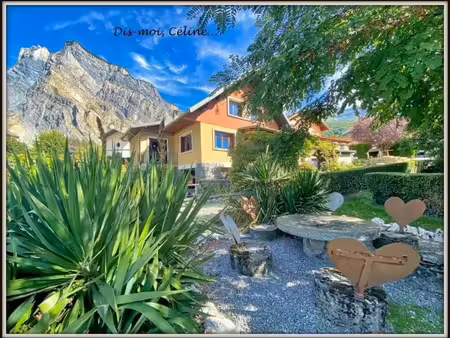 vente maison 6 pièces 134 m² saint-michel-de-maurienne (73140)