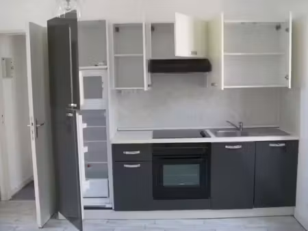 location appartement 2 pièces 33 m² à arras (62000)  440 €