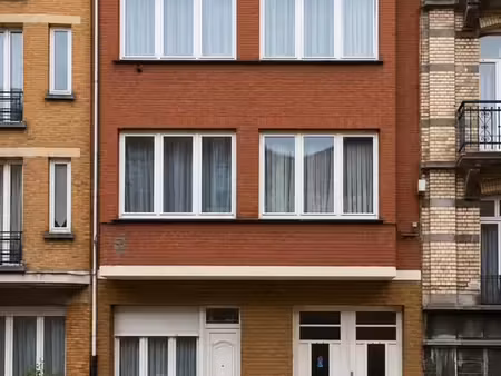 chambre en colocation entièrement meublée