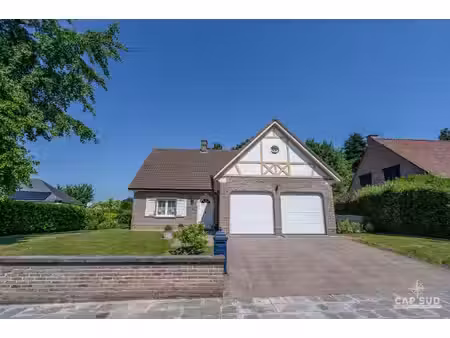 villa à vendre avec garage et terrasse   waterloo (vbe54404)