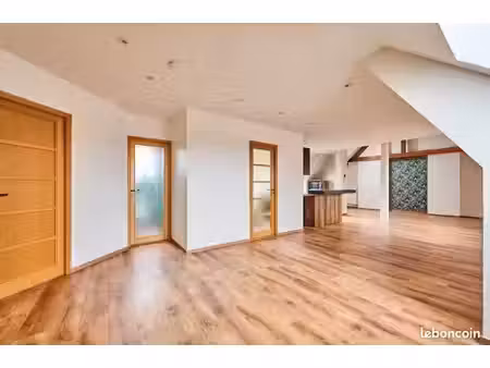 à louer – grand appartement lumineux – proche centre-ville & gare
