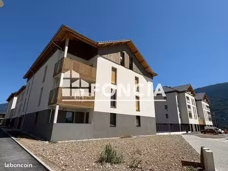 appartement 2 pièces 67 m²