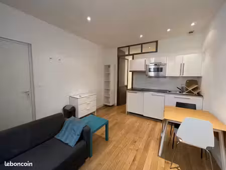 studio 1 pièce 24 m²