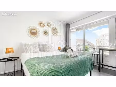 studio 1 pièce 25 m²