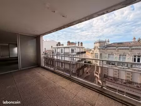 appartement 5 pièces 169 m²