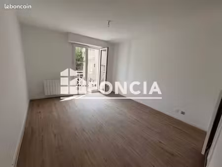 studio 1 pièce 22 m²