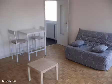 studio meuble a louer