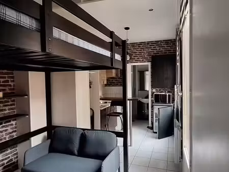 à louer – studio meublé 17m² (reims centre  idéal étudiant ou jeune actif)