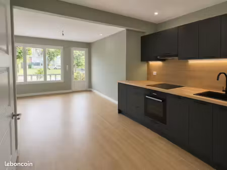 maison 4 chambres entièrement rénovée au centre ville