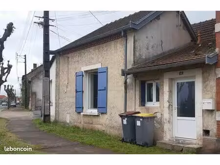 location maison commentry