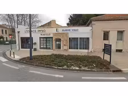 local commercial à louer