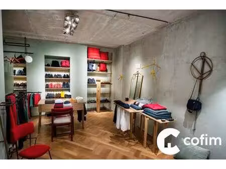 local commercial à vendre