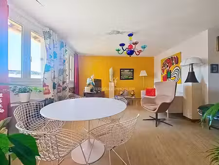 vente appartement 4 pièces 87 m² à villeneuve-les-avignon (30400)  275 000 €