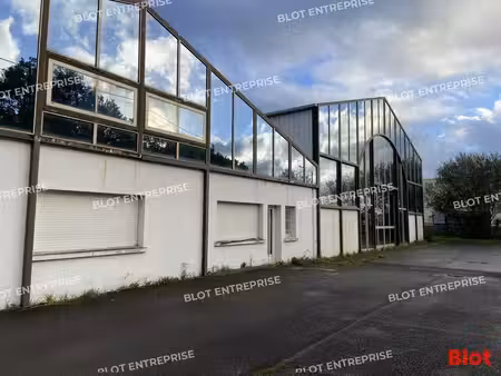 entrepôt à vendre