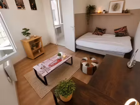 location appartement 1 pièce 27 m² à niort (79000)