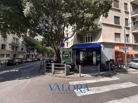 local commercial à vendre
