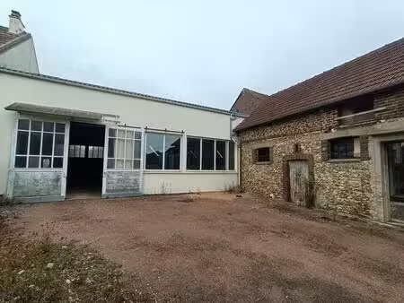 local d'activités à vendre