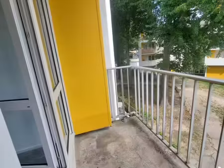 beau t3 avec balcon et cave