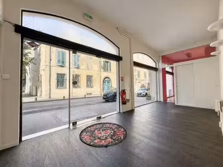 local professionnel de 44 m² centre ville de dijon