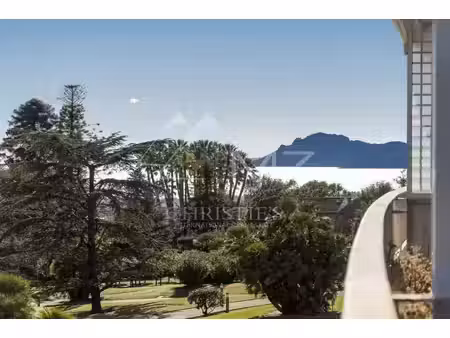 superbe 4 pièces vue mer panoramique dans résidence de prestige