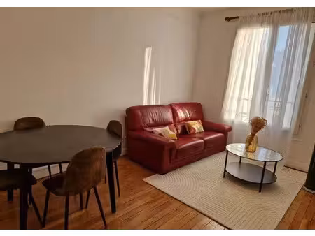 location meublée appartement 2 pièces 38 m² à colombes (92700)  1 320 €