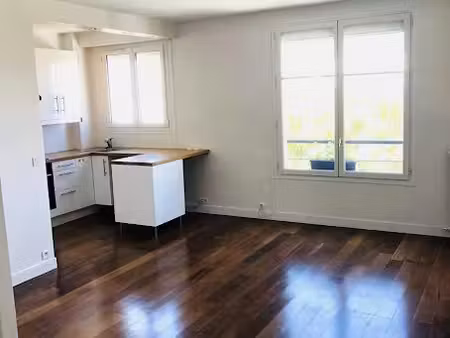 location appartement 2 pièces 47 m² à paris 14ème (75014)  1 370 €