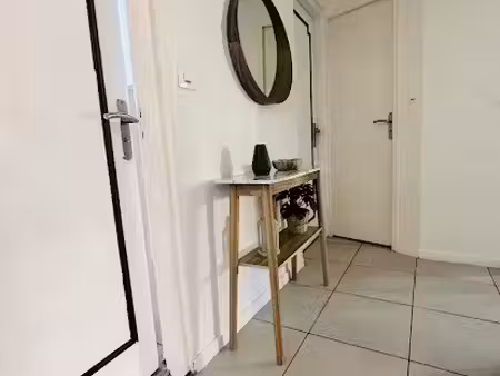 location meublée appartement 3 pièces 56 m² à saint-denis (93200)  1 250 €