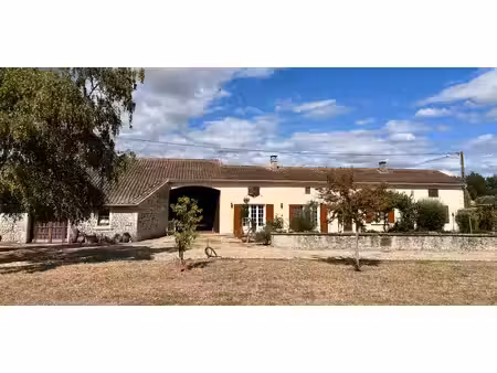 maison à vendre à germignac (17520) - charente-maritime