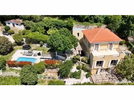 maison 5 pièces 135m2  appartement indépendant 2 pièces 50m  terrain 2064m2  piscine  stat