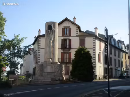 f2 à louer à aurillac