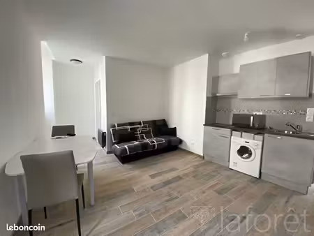 studio 1 pièce 23 m²