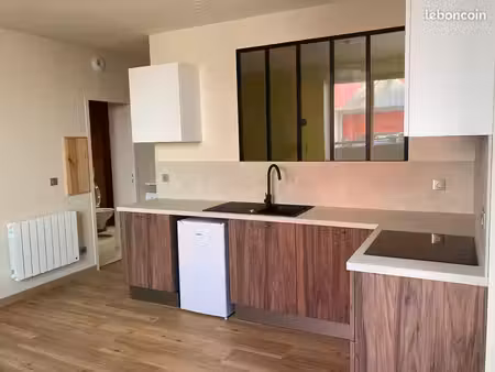 à louer – t2 meublé entièrement rénové – 31 m² – dunières