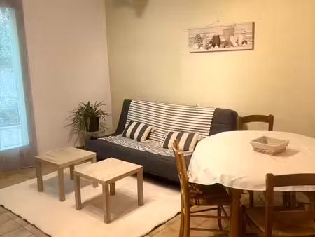 appartement 2 pièces 44m2 + ext 100m2 gréoux-les-bains 04800