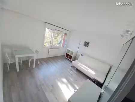 studio meublé 22m